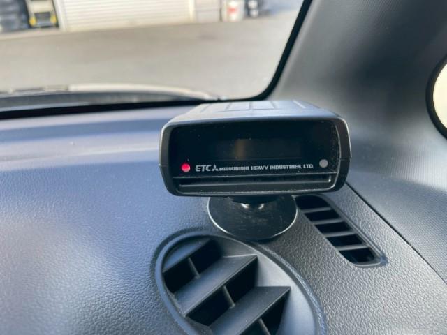 N-BOXスラッシュ G・ターボAパッケージ 純正8インチSDナビパドルシフト ステアリングリモコン 電動格納ミラー フォグランプ エンジンスタートボタン 4WD スマートキー バックカメラ ETC フロアマット(14枚目)