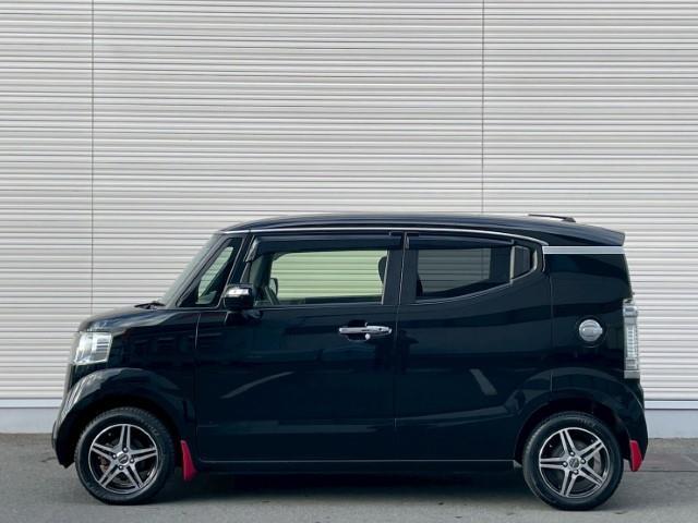 N-BOXスラッシュ G・ターボAパッケージ 純正8インチSDナビパドルシフト ステアリングリモコン 電動格納ミラー フォグランプ エンジンスタートボタン 4WD スマートキー バックカメラ ETC フロアマット(26枚目)