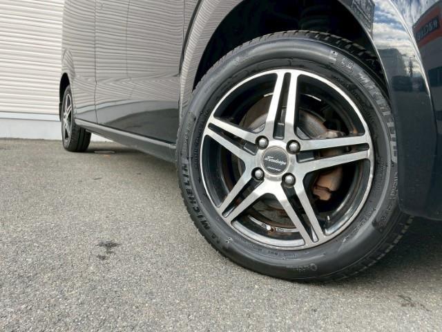 N-BOXスラッシュ G・ターボAパッケージ 純正8インチSDナビパドルシフト ステアリングリモコン 電動格納ミラー フォグランプ エンジンスタートボタン 4WD スマートキー バックカメラ ETC フロアマット(32枚目)