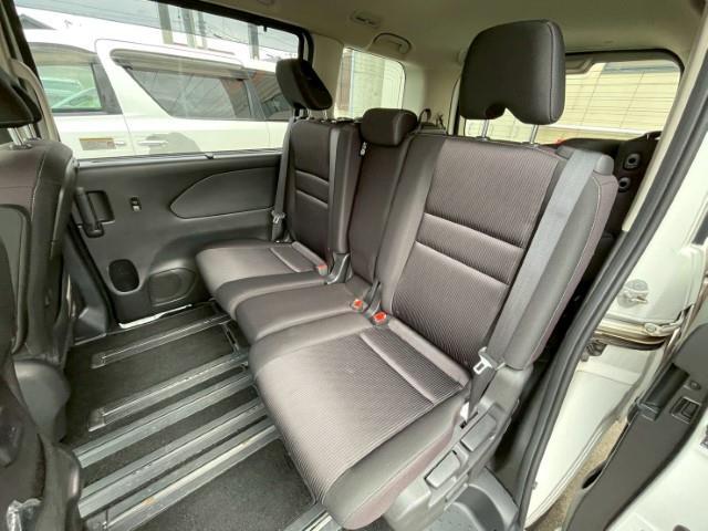 セレナ ハイウェイスター VセレクションII アラウンドビューモニター フリップダウンモニター 純正LEDヘッドライト・フォグランプ エマージェンシーブレーキ ドラレコ(25枚目)