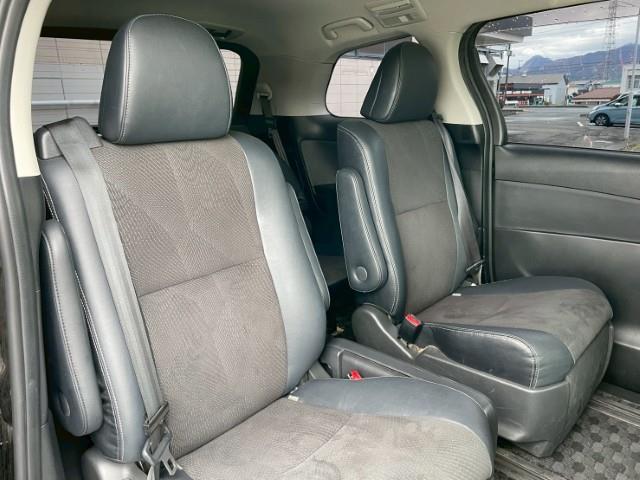 エスティマハイブリッド アエラス プレミアムエディション 純正HDDナビ ステアリングリモコン 電格ミラー フォグライト 純正フリップダウン オートライト 運転席パワーシート 社外フロアマット ETC(17枚目)