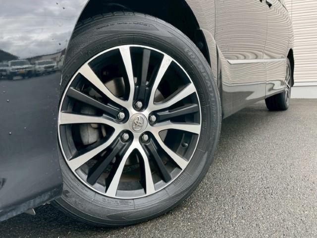 エスティマハイブリッド アエラス プレミアムエディション 純正HDDナビ ステアリングリモコン 電格ミラー フォグライト 純正フリップダウン オートライト 運転席パワーシート 社外フロアマット ETC(33枚目)