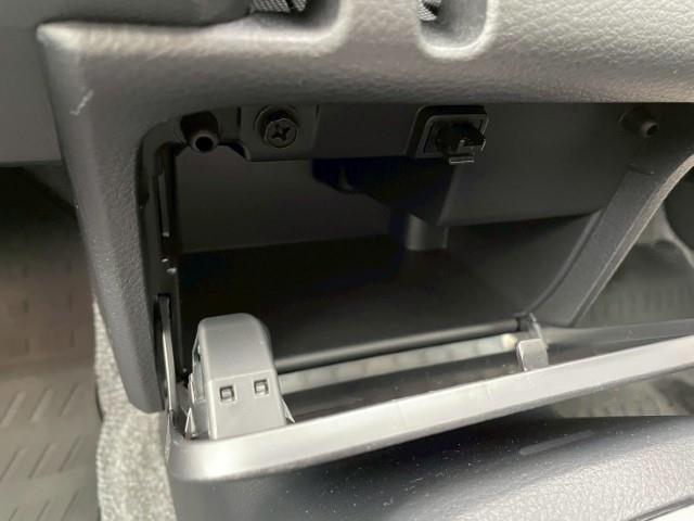 プロボックス F オートマチックハイビーム バックカメラ 4WD レーンキープアシスト(8枚目)