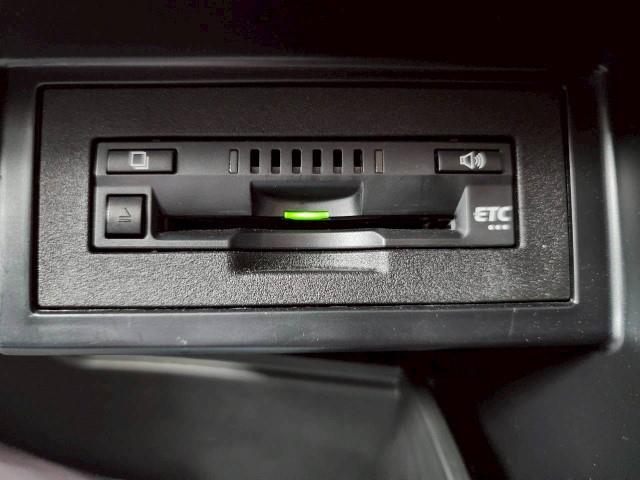 ランドクルーザープラド TX Lパッケージ 純正SDナビ 純正エンジンスターター レーダークルーズコントロール 寒冷地仕様 エクストリームJ17インチアルミ ドライブレコーダー 電動格納ミラー コーナーセンサー シートヒーター(9枚目)