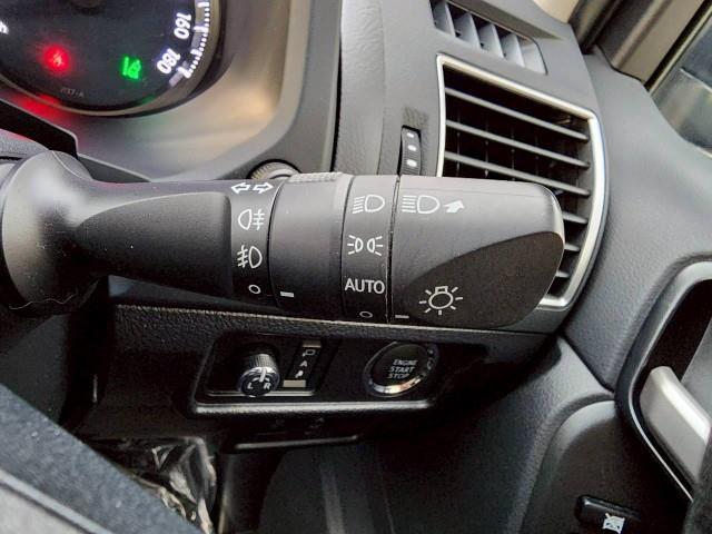 ランドクルーザープラド TX Lパッケージ 純正SDナビ 純正エンジンスターター レーダークルーズコントロール 寒冷地仕様 エクストリームJ17インチアルミ ドライブレコーダー 電動格納ミラー コーナーセンサー シートヒーター(20枚目)