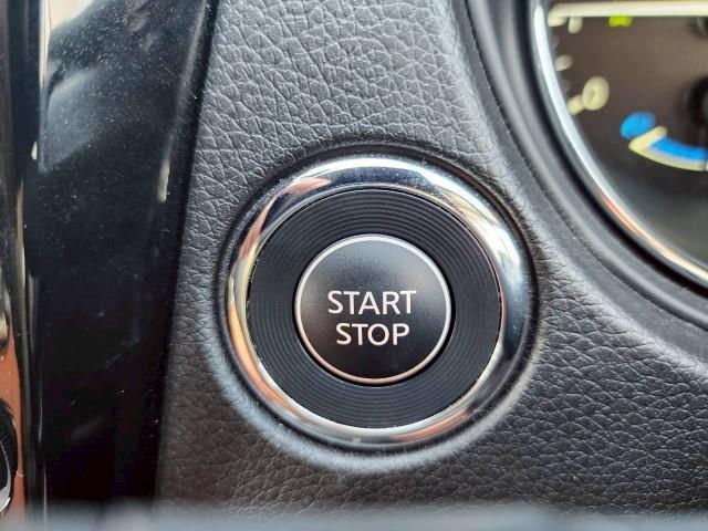 エクストレイル ２０Ｘｉ　ハイブリッド　レザーエディション　純正９インチＳＤナビ　フルセグＴＶ　アラウンドビューモニター　ステアリングリモコン　デジタルインナーミラー　フォグランプ　電動格納ミラー　ＡＶＨ　後側方車両検知警報　ハンズフリーパウェアーバックドア（9枚目）