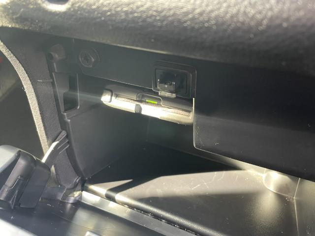 サクシードバン UL 全塗装 4WD ルーフラック ETC フロアマット オートライト 横滑り防止 ヘッドライトレベライザー(13枚目)