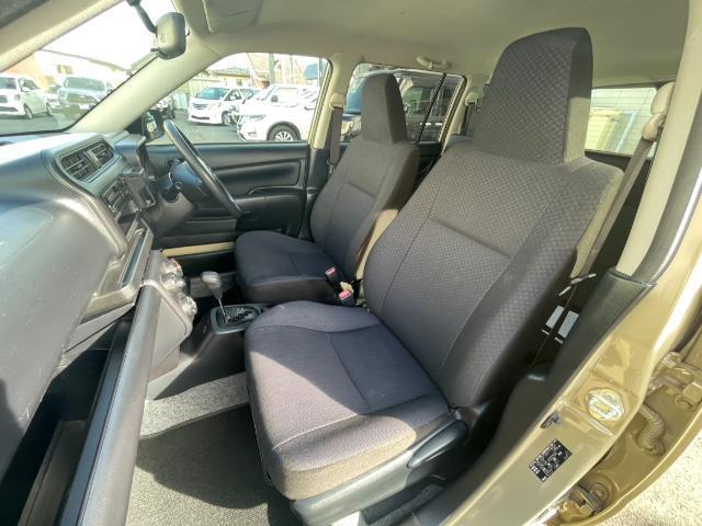 サクシードバン UL 全塗装 4WD ルーフラック ETC フロアマット オートライト 横滑り防止 ヘッドライトレベライザー(19枚目)