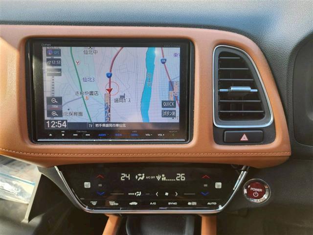 ヴェゼル ハイブリッドZ・ホンダセンシング 純正ナビBT/CD/フルセグTV/HDMIバックカメラ純正エンジンスタータークルーズコントロールLEDヘッドライトフロントフォグレーンキープアシストホンダセンシング前席シートヒーター(3枚目)