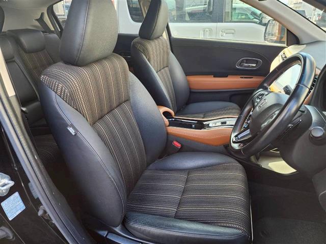 ヴェゼル ハイブリッドZ・ホンダセンシング 純正ナビBT/CD/フルセグTV/HDMIバックカメラ純正エンジンスタータークルーズコントロールLEDヘッドライトフロントフォグレーンキープアシストホンダセンシング前席シートヒーター(22枚目)