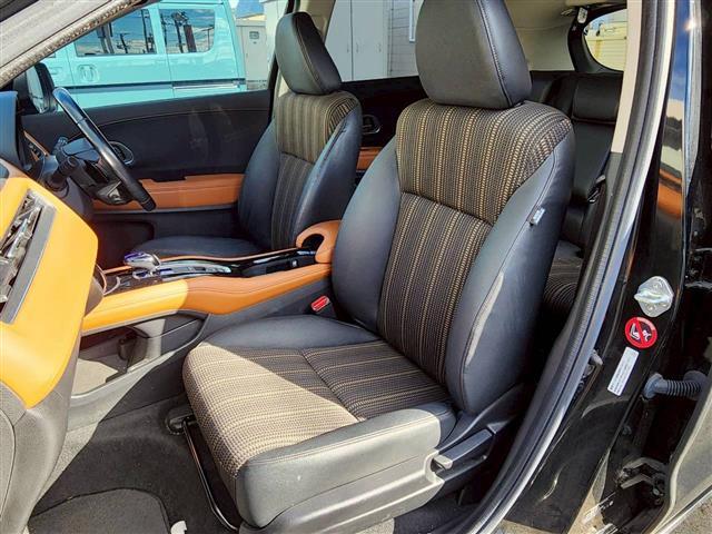 ヴェゼル ハイブリッドZ・ホンダセンシング 純正ナビBT/CD/フルセグTV/HDMIバックカメラ純正エンジンスタータークルーズコントロールLEDヘッドライトフロントフォグレーンキープアシストホンダセンシング前席シートヒーター(28枚目)