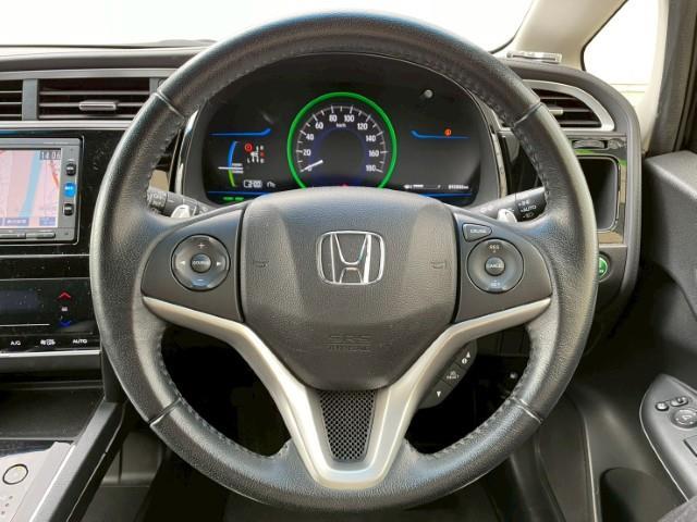 シャトル ハイブリッドX 純正ナビ バックカメラ パドルシフト クルーズコントロール LEDヘッドライト 電動格納ミラー ステアリングリモコン フロントワイパーデアイサー ETC(13枚目)