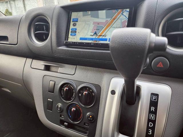 NV350キャラバンバン DX アラウンドビューモニター 社外オーディオ フルセグ/CD/BT 純正フロアマット 衝突被害軽減ブレーキ ETC 切替4WD レザー調シートカバー スペアキー(24枚目)