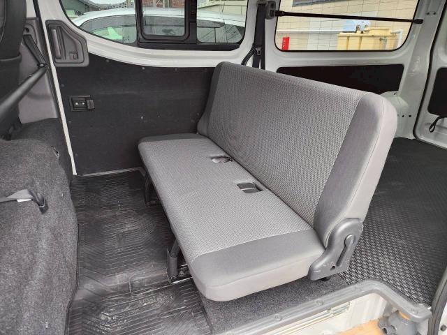 NV350キャラバンバン DX アラウンドビューモニター 社外オーディオ フルセグ/CD/BT 純正フロアマット 衝突被害軽減ブレーキ ETC 切替4WD レザー調シートカバー スペアキー(31枚目)