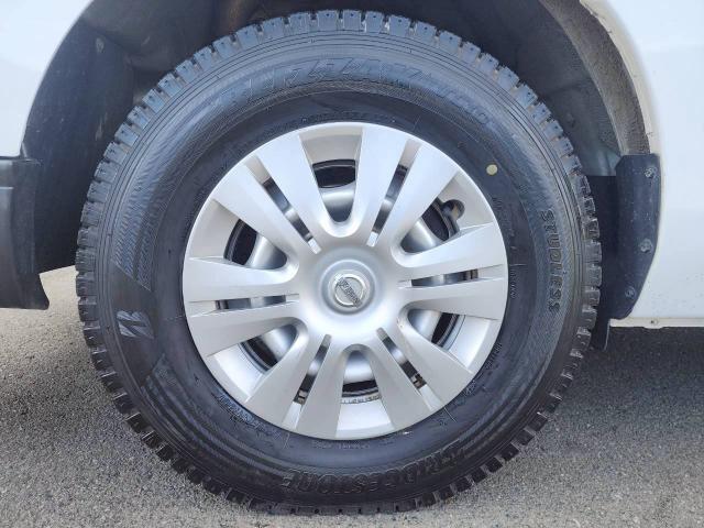 NV350キャラバンバン DX アラウンドビューモニター 社外オーディオ フルセグ/CD/BT 純正フロアマット 衝突被害軽減ブレーキ ETC 切替4WD レザー調シートカバー スペアキー(36枚目)