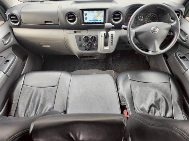 NV350キャラバンバン DX アラウンドビューモニター 社外オーディオ フルセグ/CD/BT 純正フロアマット 衝突被害軽減ブレーキ ETC 切替4WD レザー調シートカバー スペアキー(37枚目)