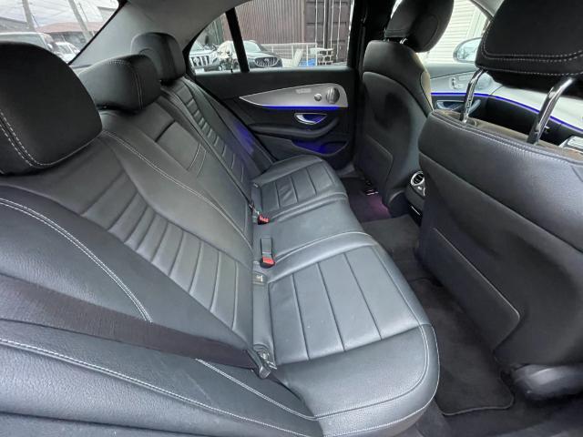 Ｅクラス Ｅ２００　４マチック　アバンギャルド　Ｂｕｒｍｅｓｔｅｒ製スピーカー　本革シート　ドラレコ　前席パワーシート　全席シートヒーター　全方位カメラ　純正ナビ　フルセグ／ＢＴ／ラジオ　レーダークルコン　パドルシフト　保証書　取扱説明書　スペアキ（12枚目）