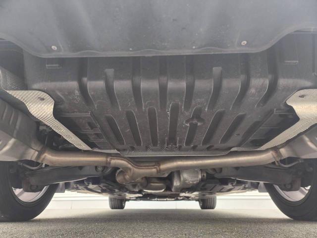 Ｅクラス Ｅ２００　４マチック　アバンギャルド　Ｂｕｒｍｅｓｔｅｒ製スピーカー　本革シート　ドラレコ　前席パワーシート　全席シートヒーター　全方位カメラ　純正ナビ　フルセグ／ＢＴ／ラジオ　レーダークルコン　パドルシフト　保証書　取扱説明書　スペアキ（15枚目）