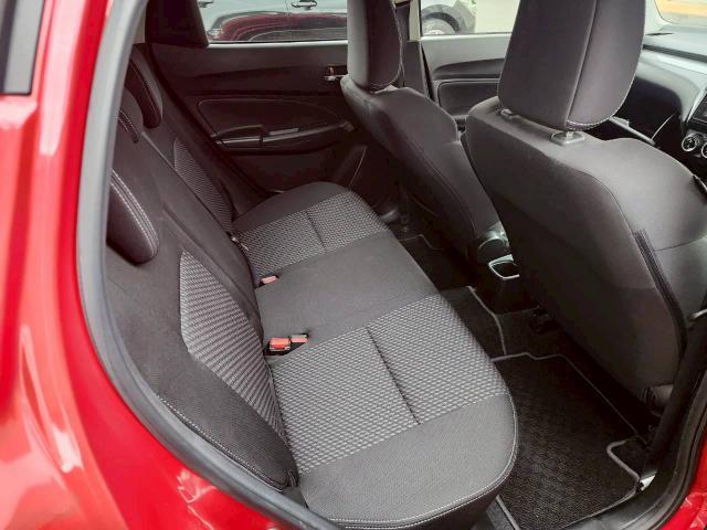 スイフト ハイブリッドＲＳ　全方位モニター　純正メモリナビ　ＣＤ／ＤＶＤ／ＢＴ／フルセグ　純正フロアマット　シートヒーター　ＵＳＢ接続　保証書　取扱説明書　スペアキー（6枚目）