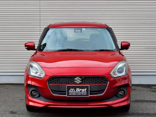 スイフト ハイブリッドＲＳ　全方位モニター　純正メモリナビ　ＣＤ／ＤＶＤ／ＢＴ／フルセグ　純正フロアマット　シートヒーター　ＵＳＢ接続　保証書　取扱説明書　スペアキー（9枚目）