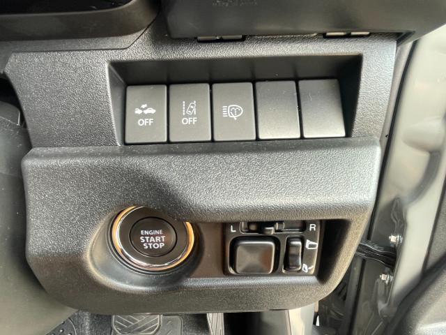 ジムニー ＸＣ　リフトアップ　社外ＡＷ　ブロックタイヤ　ルーフラック　シートカバー　筆記体エンブレム　ブルバー　ドラレコ　社外ナビ　ＣＤ／ＤＶＤ／ＢＴ／フルセグ（5枚目）