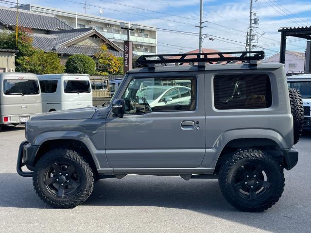 ジムニー ＸＣ　リフトアップ　社外ＡＷ　ブロックタイヤ　ルーフラック　シートカバー　筆記体エンブレム　ブルバー　ドラレコ　社外ナビ　ＣＤ／ＤＶＤ／ＢＴ／フルセグ（16枚目）