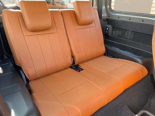 ジムニー ＸＣ　リフトアップ　社外ＡＷ　ブロックタイヤ　ルーフラック　シートカバー　筆記体エンブレム　ブルバー　ドラレコ　社外ナビ　ＣＤ／ＤＶＤ／ＢＴ／フルセグ（20枚目）