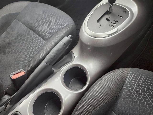 ジューク １６ＧＴ　ＦＯＵＲ　純正ナビＢＴ，ＣＤ，ＤＶＤ，ワンセグＴＶ　純正ドラレコ　バックカメラ　オートライト　オートダウンミラー　ＭＴモード付ＡＴ　オートエアコン　純正ＡＷ　ＥＴＣ（7枚目）