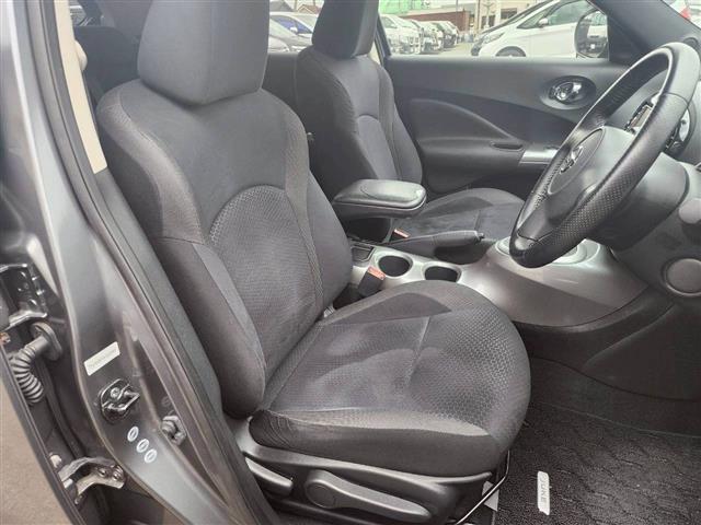 ジューク １６ＧＴ　ＦＯＵＲ　純正ナビＢＴ，ＣＤ，ＤＶＤ，ワンセグＴＶ　純正ドラレコ　バックカメラ　オートライト　オートダウンミラー　ＭＴモード付ＡＴ　オートエアコン　純正ＡＷ　ＥＴＣ（17枚目）