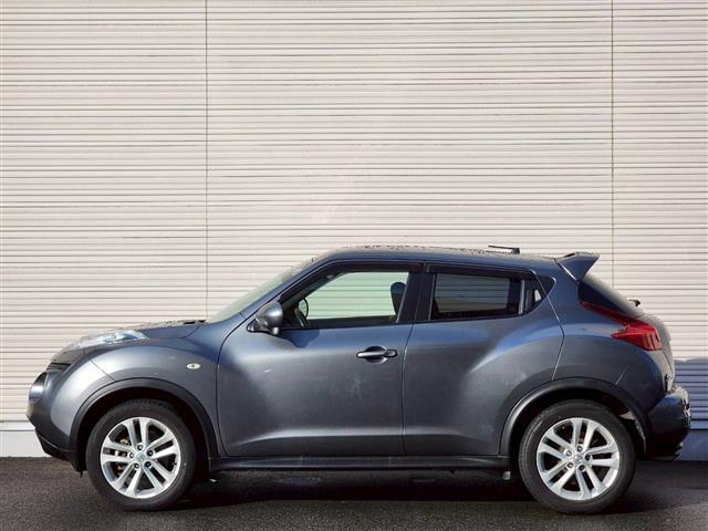 ジューク １６ＧＴ　ＦＯＵＲ　純正ナビＢＴ，ＣＤ，ＤＶＤ，ワンセグＴＶ　純正ドラレコ　バックカメラ　オートライト　オートダウンミラー　ＭＴモード付ＡＴ　オートエアコン　純正ＡＷ　ＥＴＣ（30枚目）