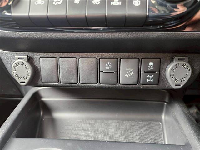 ハイラックス Z 純正ナビBT/CD/DVD/フルセグTV バックカメラ トヨタセーフティーセンス レーダークルコン プリクラッシュセーフティー ベッドライナー フロントバンパーガード(7枚目)