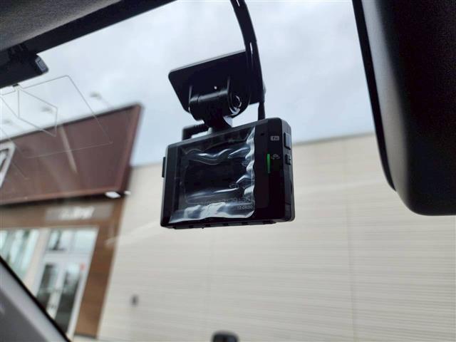 ハイラックス Z 純正ナビBT/CD/DVD/フルセグTV バックカメラ トヨタセーフティーセンス レーダークルコン プリクラッシュセーフティー ベッドライナー フロントバンパーガード(10枚目)