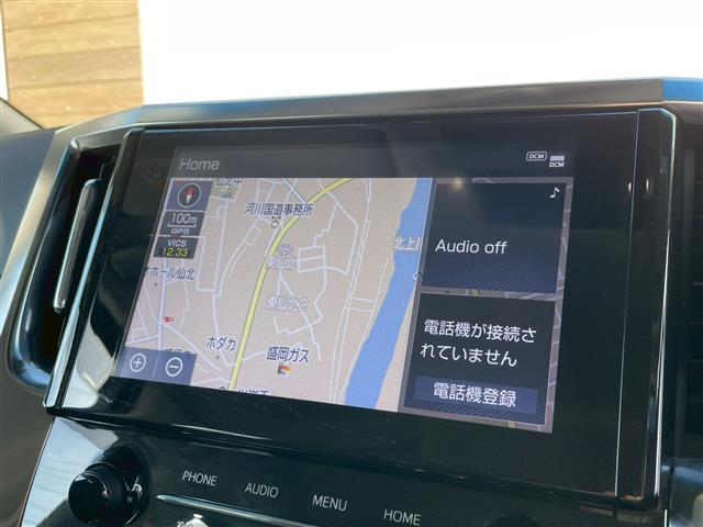 ヴェルファイアハイブリッド ＺＲ　純正１０インチナビ　Ｂｌｕｅｔｏｏｔｈ　バックカメラ　ＥＴＣ２．０　ドラレコ　オートブレーキホールド　シートメモリー　両側パワースライドドア　電動格納ミラー　フォグライト　純正エンジンスターター（4枚目）