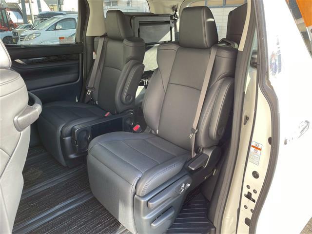 ヴェルファイアハイブリッド ＺＲ　純正１０インチナビ　Ｂｌｕｅｔｏｏｔｈ　バックカメラ　ＥＴＣ２．０　ドラレコ　オートブレーキホールド　シートメモリー　両側パワースライドドア　電動格納ミラー　フォグライト　純正エンジンスターター（30枚目）