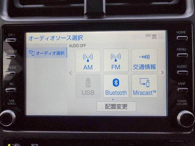 プリウス Ｓツーリングセレクション・ブラックエディション　フルエアロ　エンジンスターター　バックカメラ　ワイパーデアイサー　コーナーセンサー前後　純正ＡＷ　純正オーディオ　オートライト　オートハイビーム　シートヒーター　コーナーセンサー前後（4枚目）