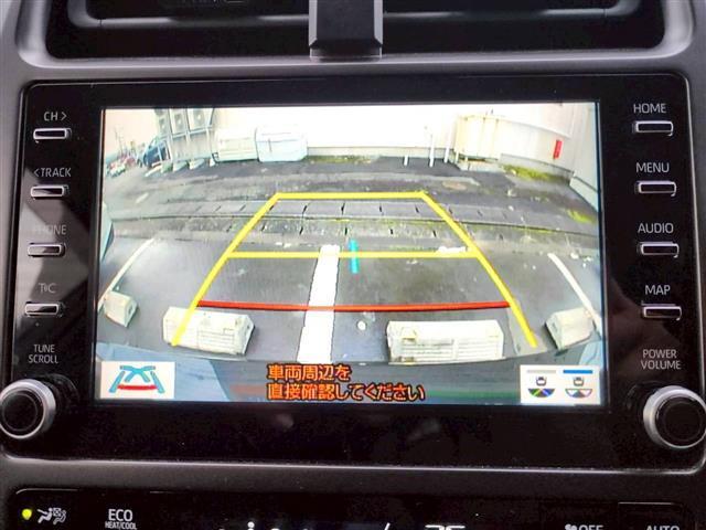 プリウス Ｓツーリングセレクション・ブラックエディション　フルエアロ　エンジンスターター　バックカメラ　ワイパーデアイサー　コーナーセンサー前後　純正ＡＷ　純正オーディオ　オートライト　オートハイビーム　シートヒーター　コーナーセンサー前後（5枚目）