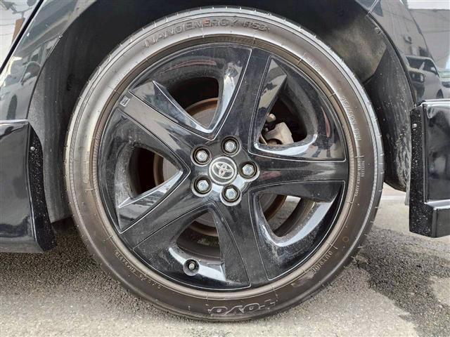 プリウス Ｓツーリングセレクション・ブラックエディション　フルエアロ　エンジンスターター　バックカメラ　ワイパーデアイサー　コーナーセンサー前後　純正ＡＷ　純正オーディオ　オートライト　オートハイビーム　シートヒーター　コーナーセンサー前後（41枚目）