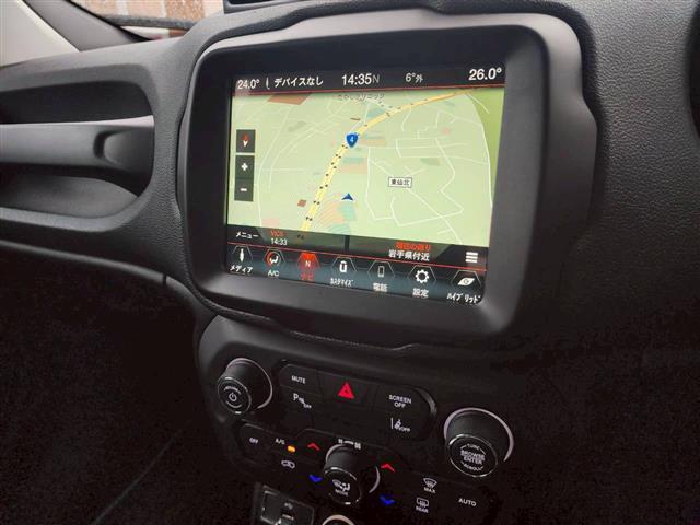 ジープ・レネゲード4xe リミテッド 4xe 純正ナビ バックカメラ ルーフレール ブラインドスポットモニター 前席パワーシート 前席シートヒーター ステアリングヒーター ドラレコ ETC2.0 クルーズコントロール ヒルディセントコントロール(3枚目)