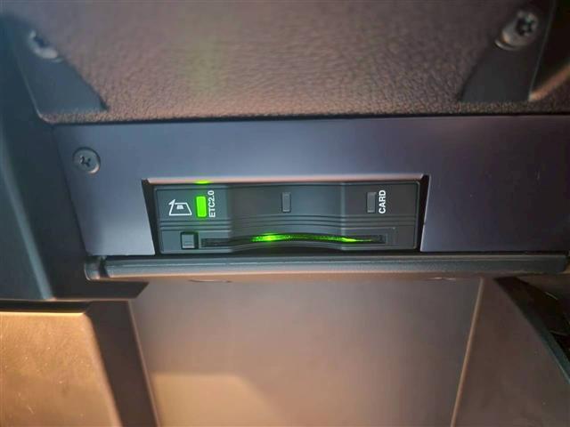 ジープ・レネゲード4xe リミテッド 4xe 純正ナビ バックカメラ ルーフレール ブラインドスポットモニター 前席パワーシート 前席シートヒーター ステアリングヒーター ドラレコ ETC2.0 クルーズコントロール ヒルディセントコントロール(19枚目)