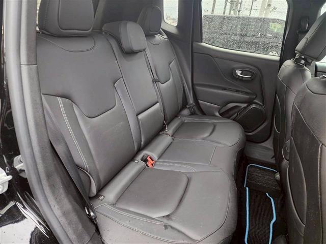 ジープ・レネゲード4xe リミテッド 4xe 純正ナビ バックカメラ ルーフレール ブラインドスポットモニター 前席パワーシート 前席シートヒーター ステアリングヒーター ドラレコ ETC2.0 クルーズコントロール ヒルディセントコントロール(23枚目)