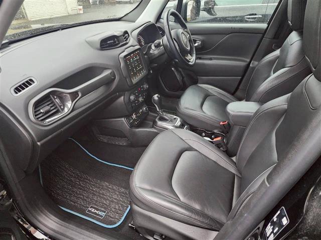 ジープ・レネゲード4xe リミテッド 4xe 純正ナビ バックカメラ ルーフレール ブラインドスポットモニター 前席パワーシート 前席シートヒーター ステアリングヒーター ドラレコ ETC2.0 クルーズコントロール ヒルディセントコントロール(26枚目)