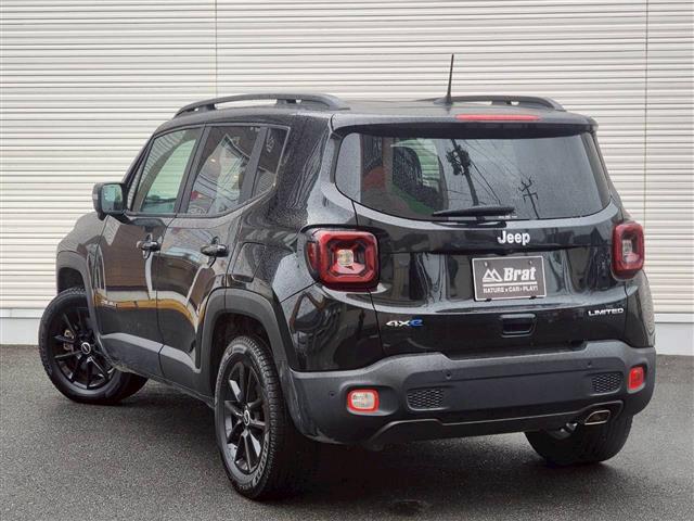 ジープ・レネゲード4xe リミテッド 4xe 純正ナビ バックカメラ ルーフレール ブラインドスポットモニター 前席パワーシート 前席シートヒーター ステアリングヒーター ドラレコ ETC2.0 クルーズコントロール ヒルディセントコントロール(34枚目)