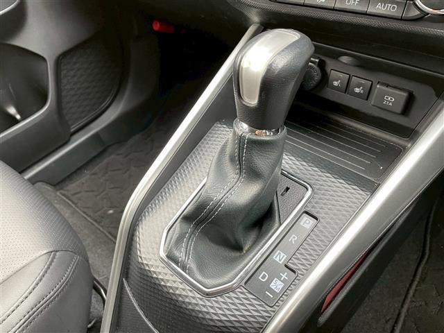 ライズ Ｚ　社外メモリーナビ　フルエアロ　フロント・リヤフォグライト　ステアリングリモコン　電動格納ミラー　クラッツィオシートカバー　マフラーカッター（8枚目）