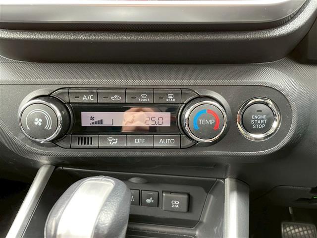 ライズ Ｚ　社外メモリーナビ　フルエアロ　フロント・リヤフォグライト　ステアリングリモコン　電動格納ミラー　クラッツィオシートカバー　マフラーカッター（9枚目）