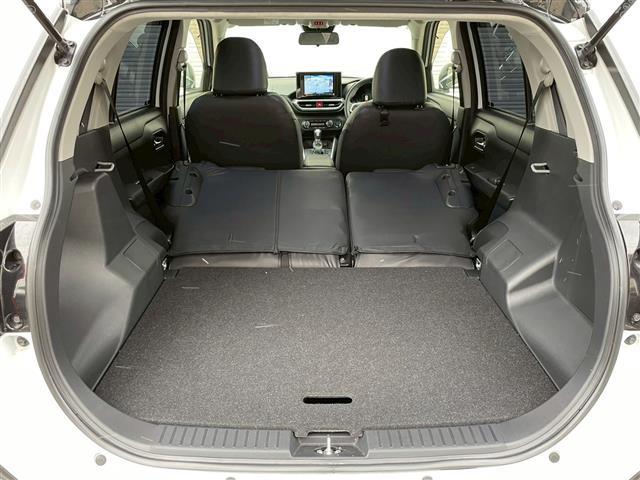 ライズ Ｚ　社外メモリーナビ　フルエアロ　フロント・リヤフォグライト　ステアリングリモコン　電動格納ミラー　クラッツィオシートカバー　マフラーカッター（29枚目）