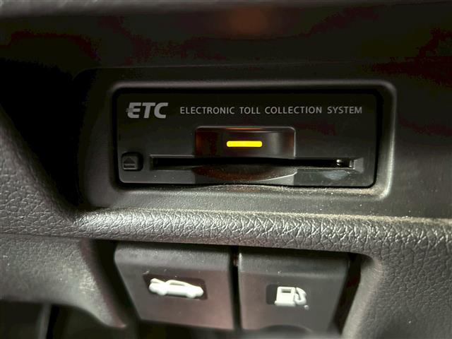 エクストレイル 20X エマージェンシーブレーキパッケージ 純正SDナビ アラウンドビューモニター 電動格納ミラー ステアリングリモコン フォグライト BSM 前後ドライブレコーダー ETC クルーズコントロール 純正アルミホイール(5枚目)