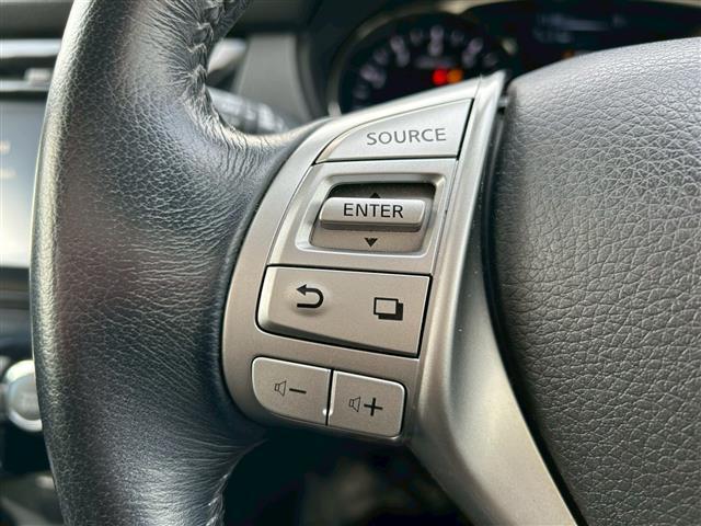 エクストレイル 20X エマージェンシーブレーキパッケージ 純正SDナビ アラウンドビューモニター 電動格納ミラー ステアリングリモコン フォグライト BSM 前後ドライブレコーダー ETC クルーズコントロール 純正アルミホイール(9枚目)