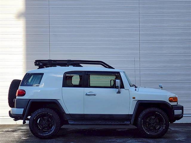 FJクルーザー ベースグレード バックカメラ クリアランスソナー カロッツェリアSDナビ ルーフラック BFグッドリッチT/A MKW AW 背面タイヤ ETC(35枚目)