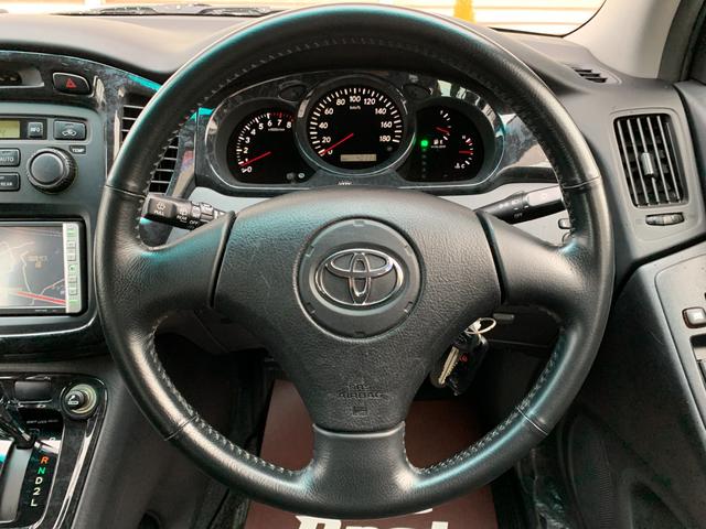 FOUR 4WD 5名乗 走行距離4.0万km 純正エンジンスターター 純正HDDナビ(CD、DVD、MD、FM/AM) 純正フロアマット ETC ルーフレール キーレス スペアキー 純正アルミホイール付き(24枚目)