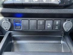 ���䤤��碌�ϣ£��������ԣţ̡����������ݣ��������ݣ��������ޤǡ����£����������̣ɣΣš��ɣġ��ڡ������������������ɲäǼ̿���ư���������ǽ�Ǥ����� 6